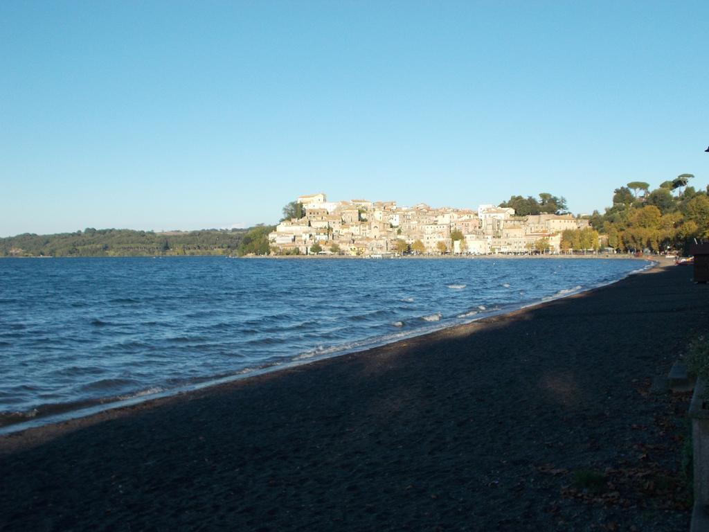 La Torretta Del Lago Villa Anguillara Sabazia Eksteriør bilde